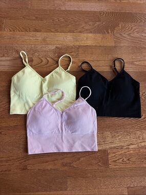 Zella set of 3 Ribbed V-Neck Bralettes pink light yellow black